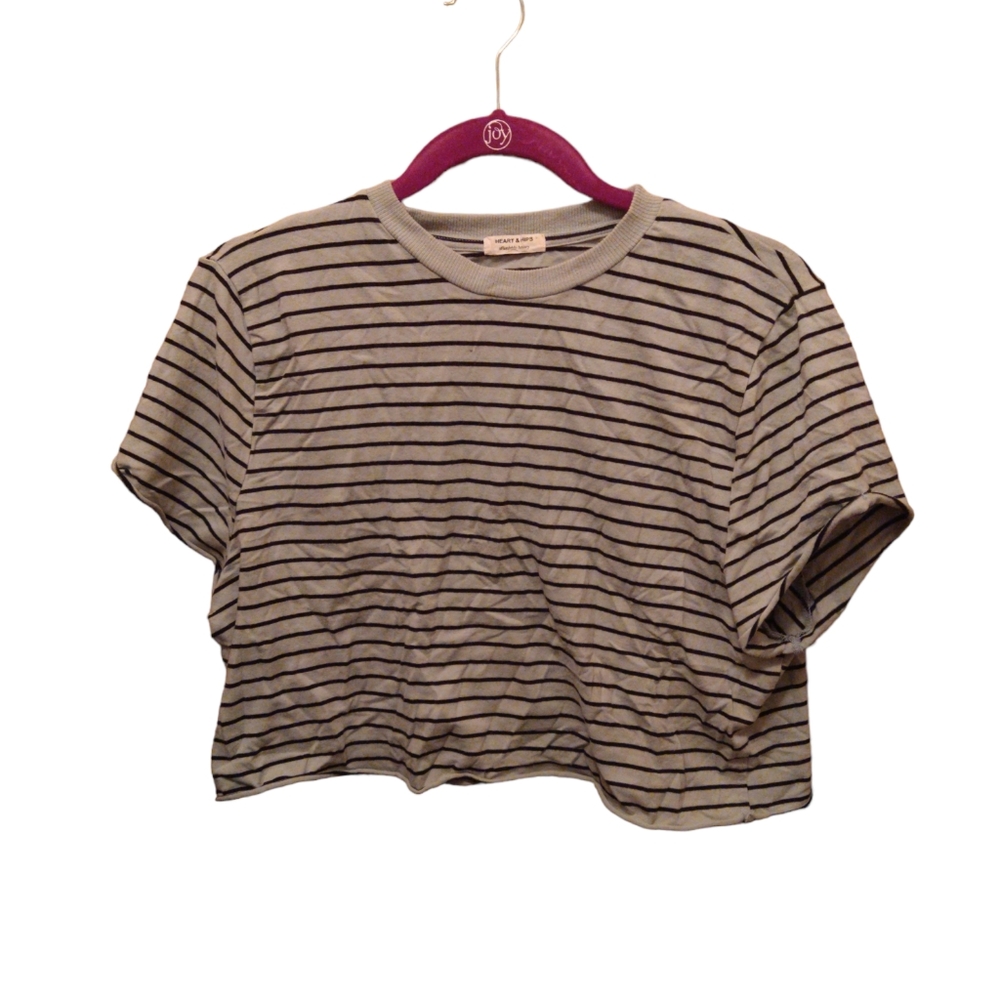 Heart & hips cropped teal stripped shirt